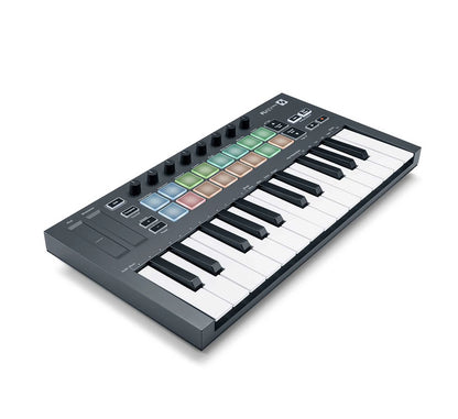 Teclado novation  midi 25 miniteclas con 16 pads e integración prefecta con FL Studio Ref: FLKEY